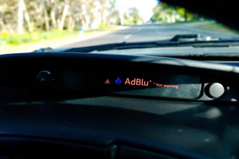 Voyant Adblue qui reste allumé après remplissage : que faire