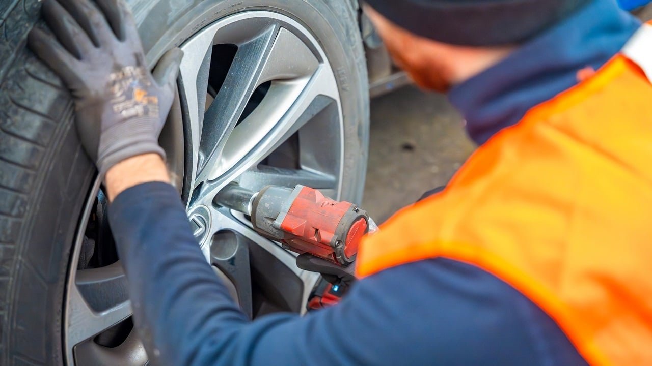 "C'est vraiment la meilleure" : un mécanicien dévoile le nom du modèle de voiture qui ne tombe jamais en panne