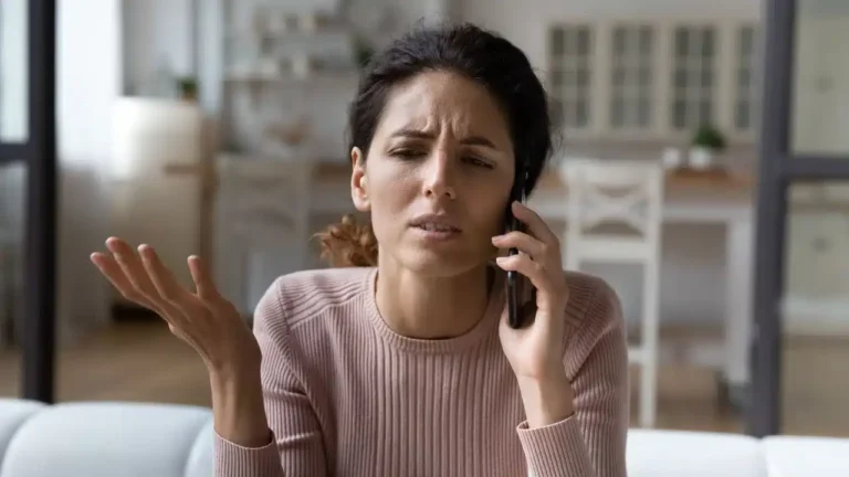 Démarchage téléphonique : on sait enfin d’où viennent les numéros 09-48 et 01-62 qui nous pourrissent la vie