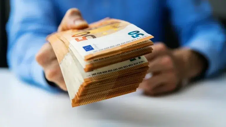 Héritage : les Français l’ignorent mais pendant ces 10 jours, vous pouvez donner de l’argent sans payer d’impôts